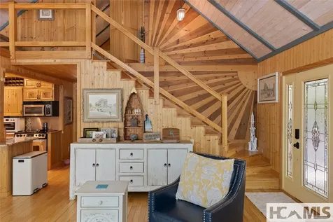 46 English Ivy Lane Cullowhee NC 28723