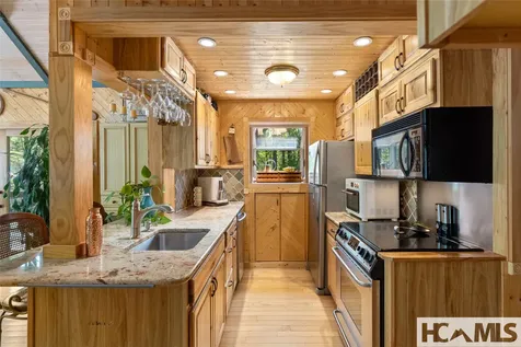 46 English Ivy Lane Cullowhee NC 28723