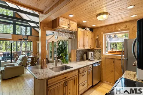 46 English Ivy Lane Cullowhee NC 28723