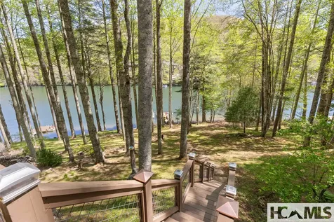 46 English Ivy Lane Cullowhee NC 28723
