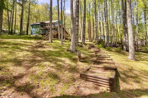 46 English Ivy Lane Cullowhee NC 28723