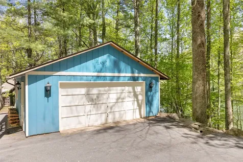 46 English Ivy Lane Cullowhee NC 28723