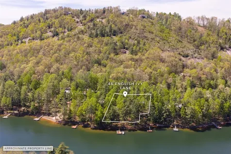 46 English Ivy Lane Cullowhee NC 28723