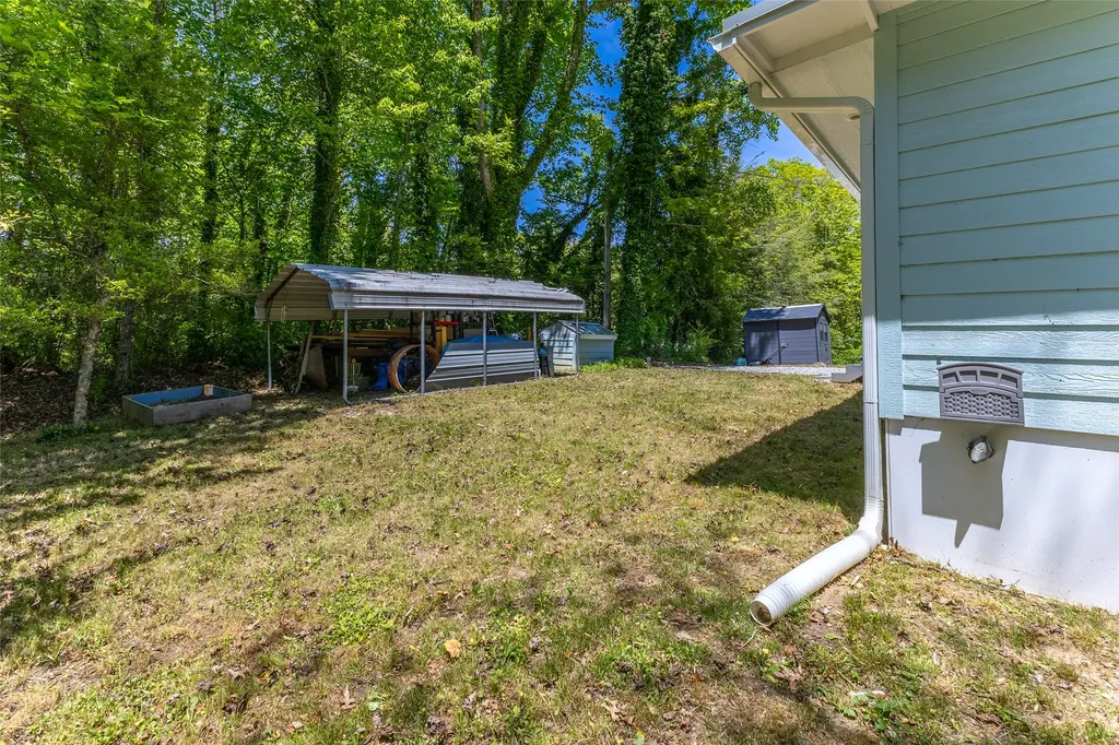 26 Weasel Way Sapphire NC 28774