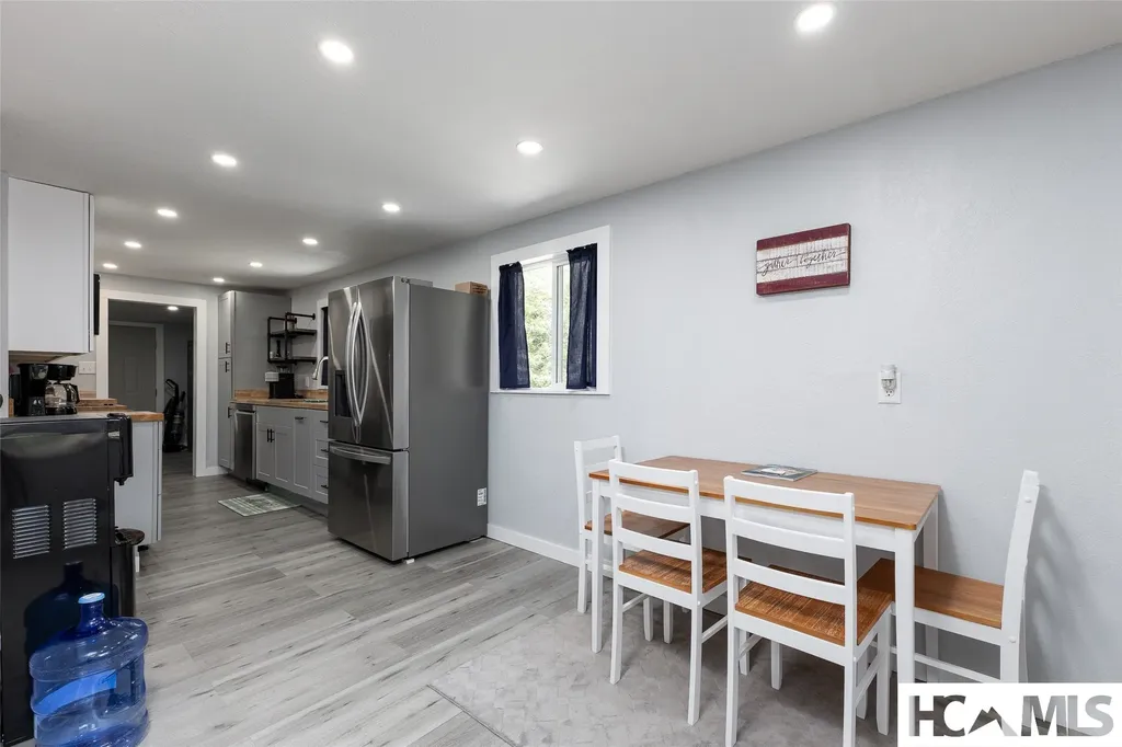 26 Weasel Way Sapphire NC 28774