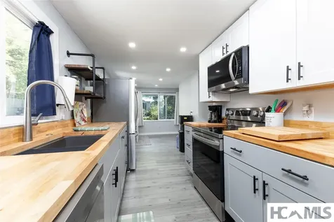 26 Weasel Way Sapphire NC 28774