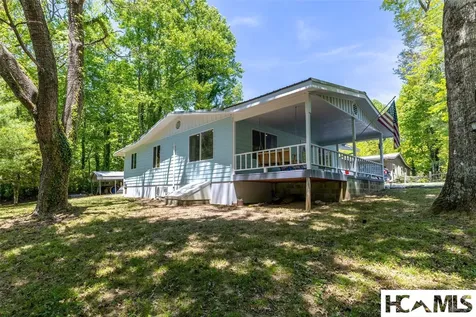 26 Weasel Way Sapphire NC 28774
