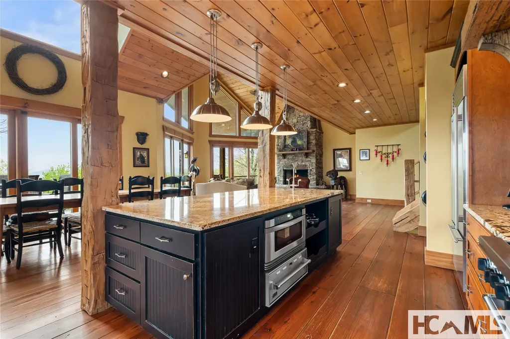 465 Falcon Ridge Road Sapphire NC 28774