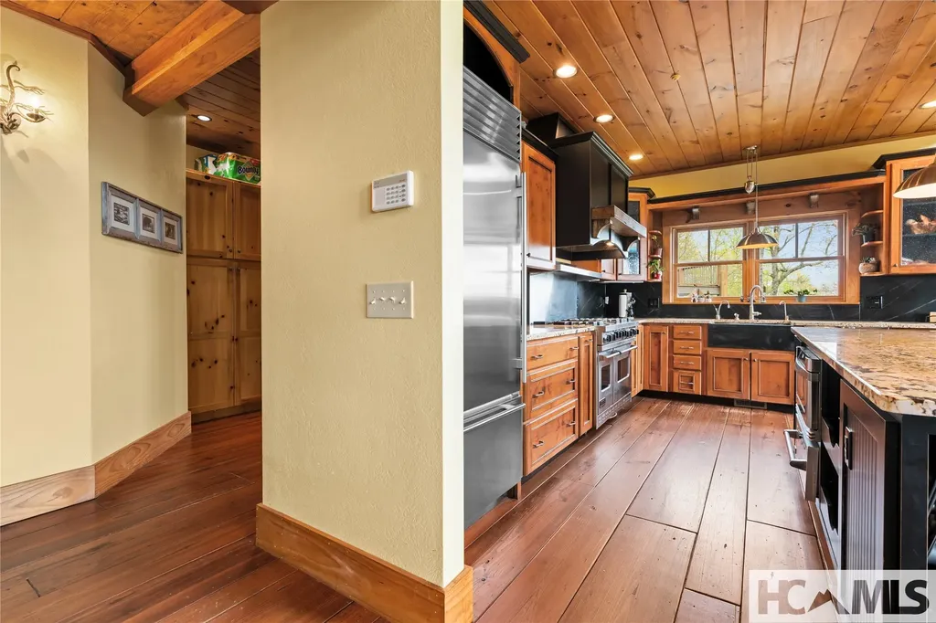 465 Falcon Ridge Road Sapphire NC 28774