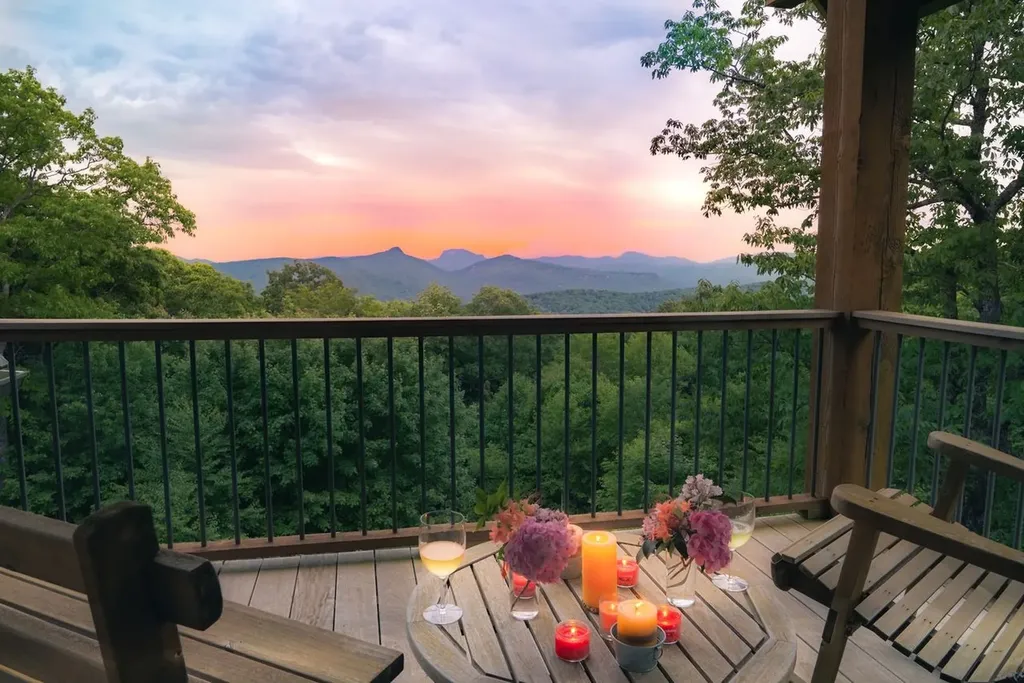 465 Falcon Ridge Road Sapphire NC 28774