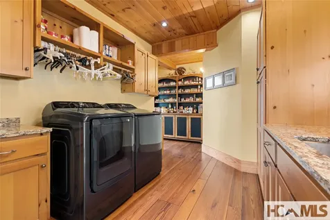 465 Falcon Ridge Road Sapphire NC 28774