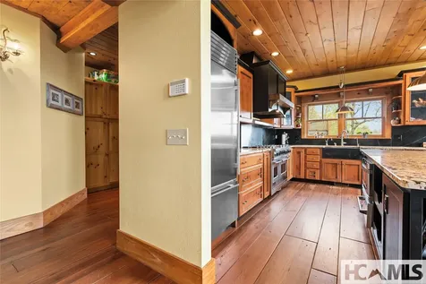 465 Falcon Ridge Road Sapphire NC 28774