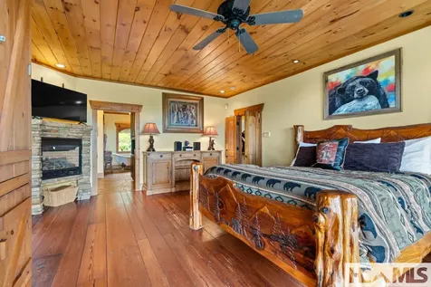 465 Falcon Ridge Road Sapphire NC 28774