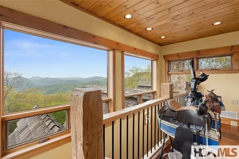 465 Falcon Ridge Road Sapphire NC 28774