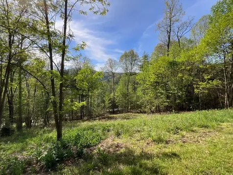 26 Glassy View Cashiers NC 28717