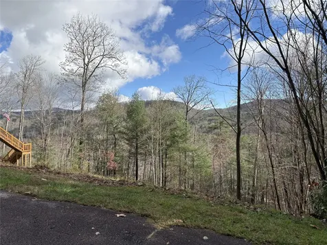 26 Glassy View Cashiers NC 28717