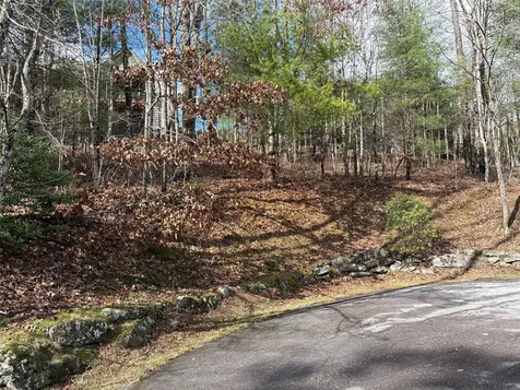 26 Glassy View Cashiers NC 28717