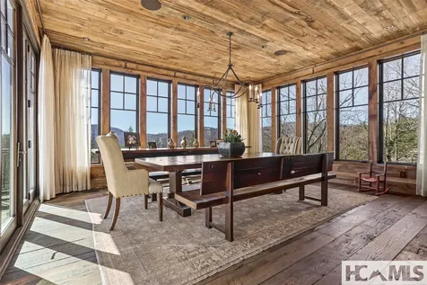 196 Stove Pipe Court Cashiers NC 28717