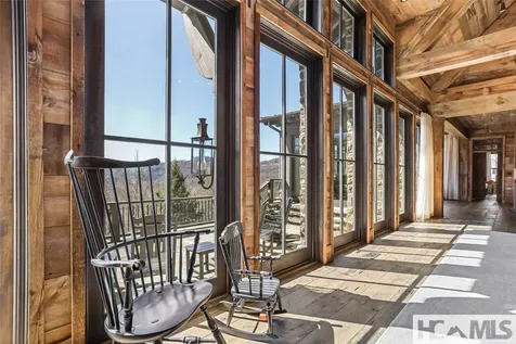 196 Stove Pipe Court Cashiers NC 28717