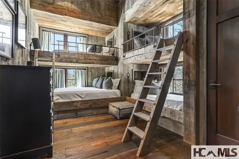196 Stove Pipe Court Cashiers NC 28717
