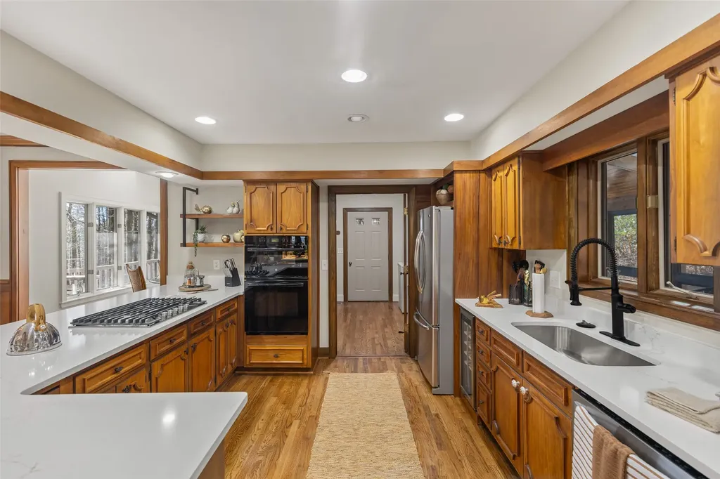 240 Upper Ridge Road Glenville NC 28736
