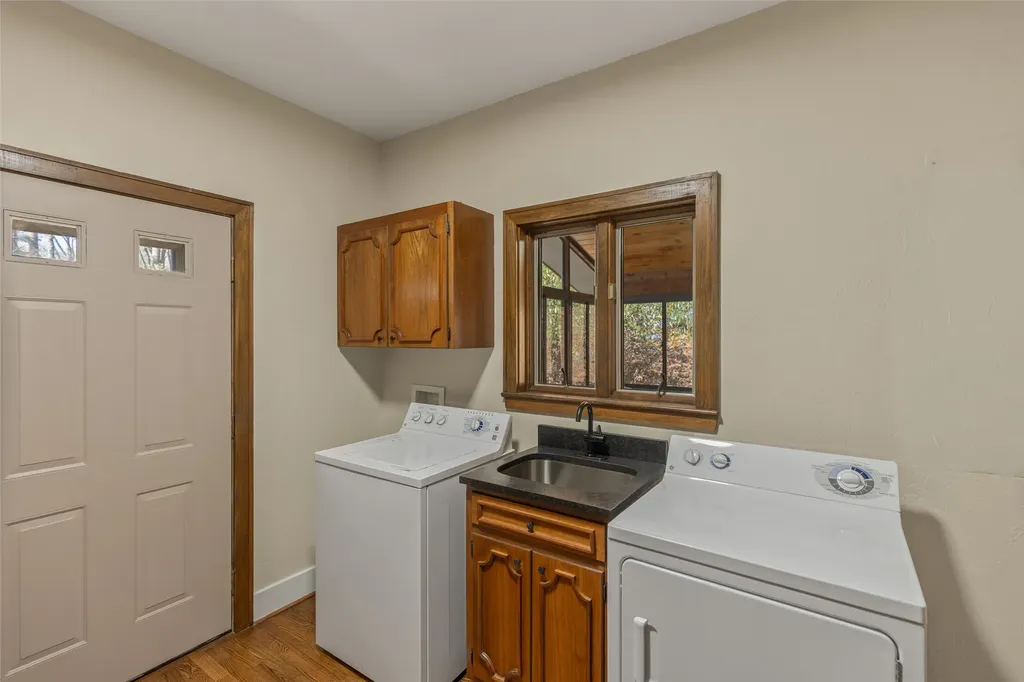 240 Upper Ridge Road Glenville NC 28736
