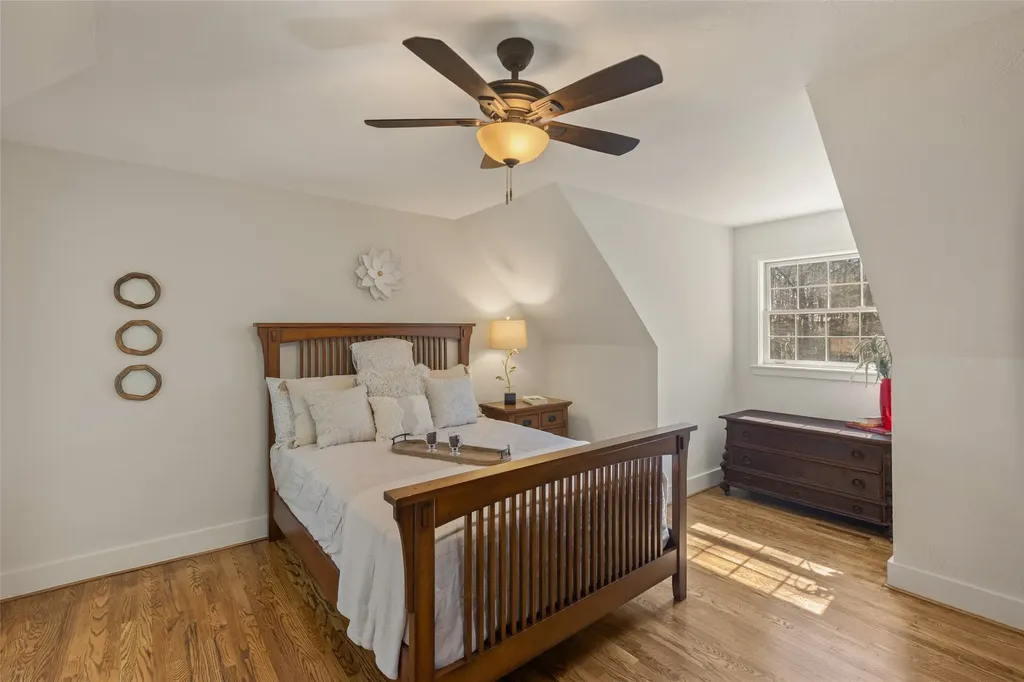 240 Upper Ridge Road Glenville NC 28736