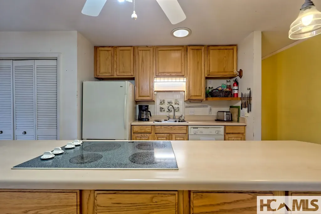 7829 Dillard Road Scaly Mountain NC 28775