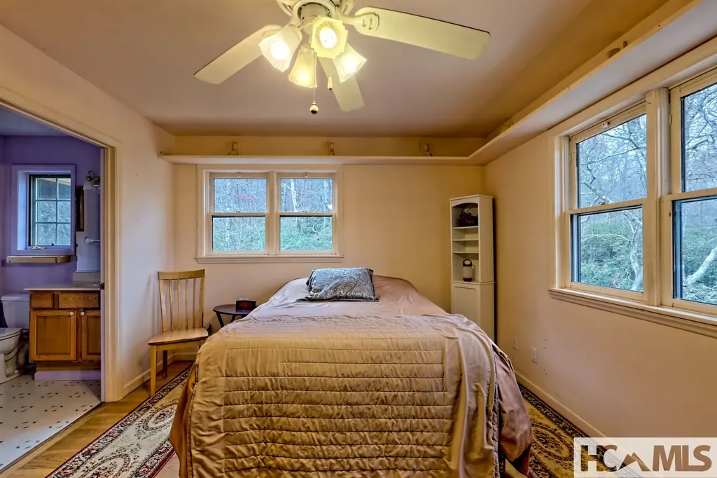 7829 Dillard Road Scaly Mountain NC 28775