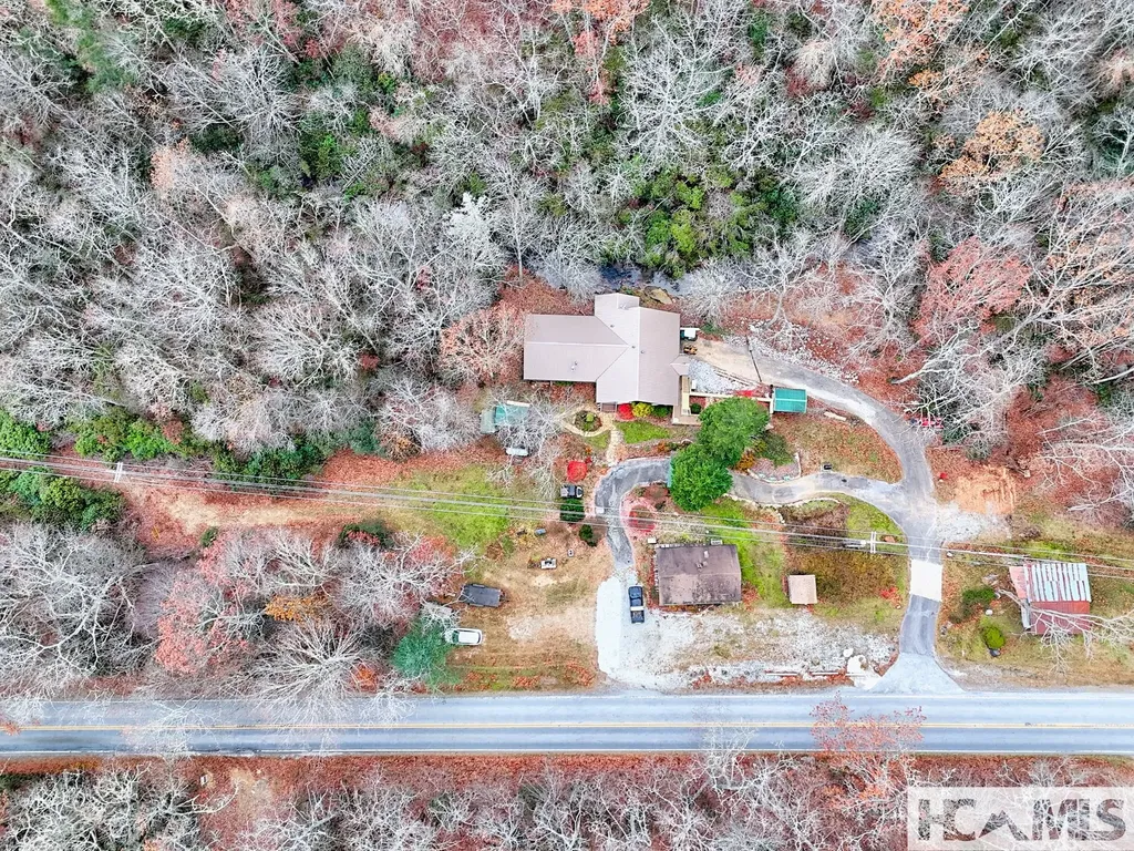 7829 Dillard Road Scaly Mountain NC 28775