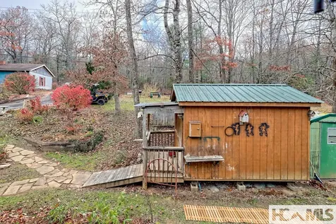 7829 Dillard Road Scaly Mountain NC 28775