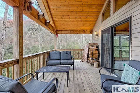 7829 Dillard Road Scaly Mountain NC 28775