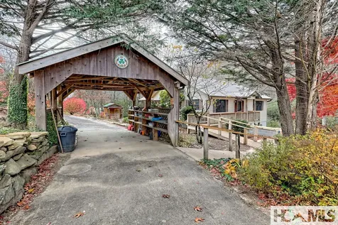 7829 Dillard Road Scaly Mountain NC 28775