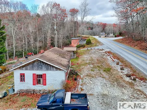 7829 Dillard Road Scaly Mountain NC 28775