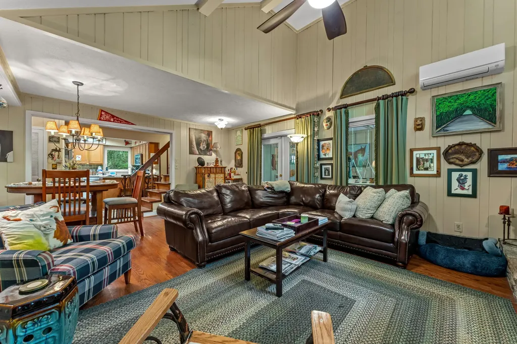 43 Sourwood Court Sapphire NC 28774