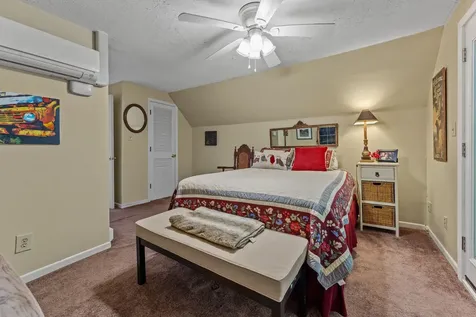 43 Sourwood Court Sapphire NC 28774
