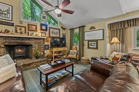 43 Sourwood Court Sapphire NC 28774