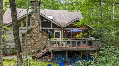 43 Sourwood Court Sapphire NC 28774