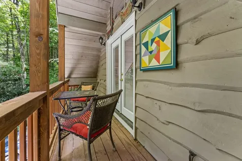 43 Sourwood Court Sapphire NC 28774