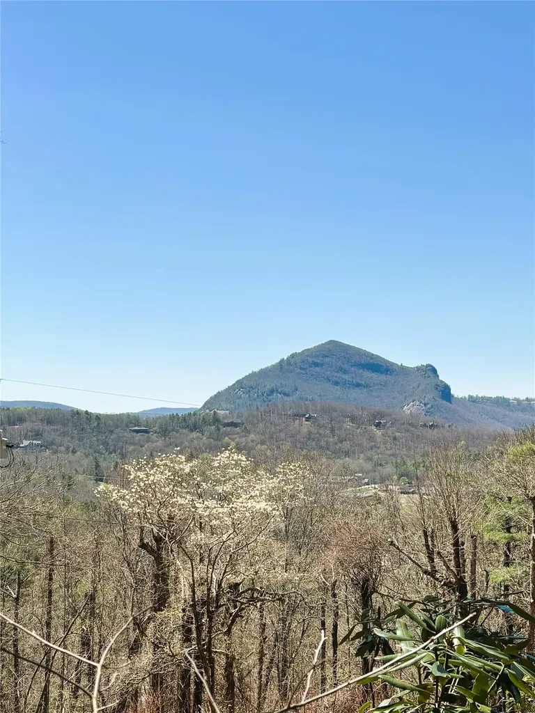 12 Watch Hill Lane Cashiers NC 28717