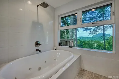 12 Watch Hill Lane Cashiers NC 28717