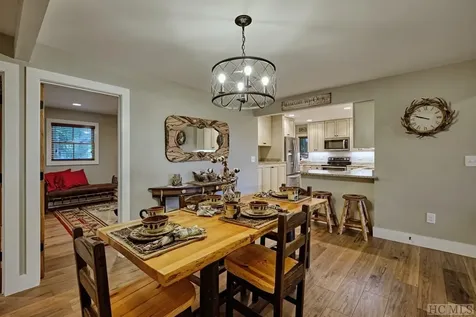 12 Watch Hill Lane Cashiers NC 28717