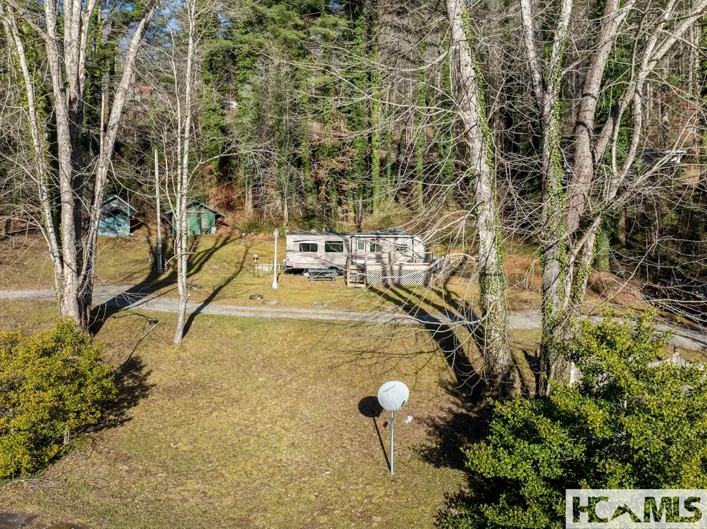 103 Briarberry Lane Glenville NC 28736