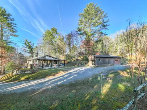 51 Briarberry Lane Glenville NC 28736