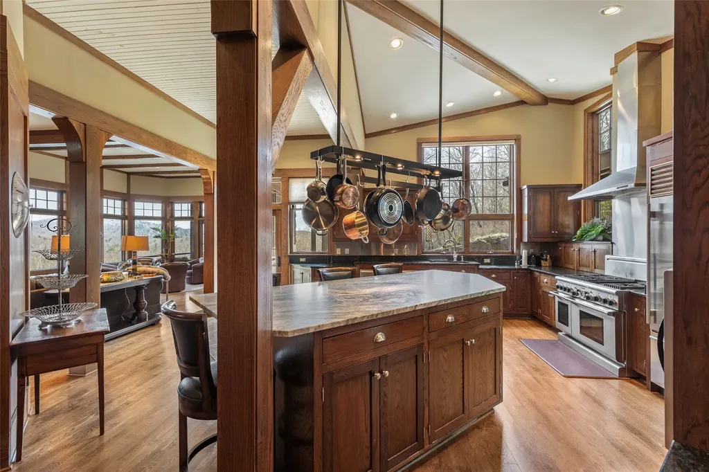 224 Knob Hill Highlands NC 28741