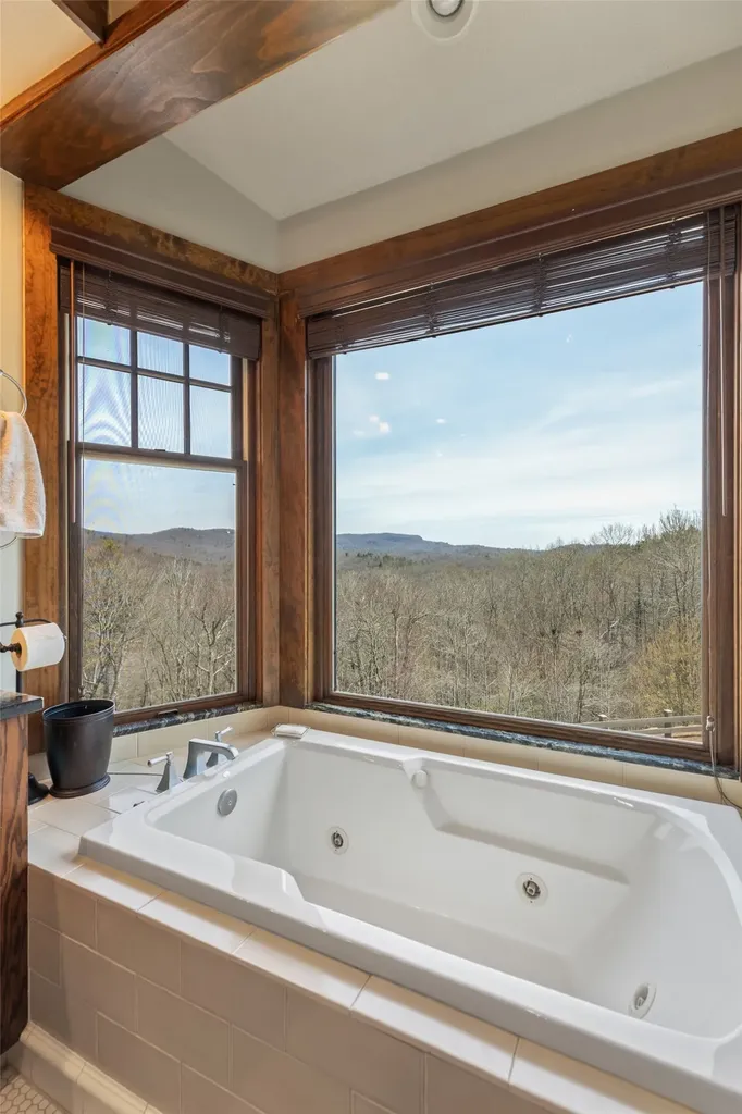 224 Knob Hill Highlands NC 28741