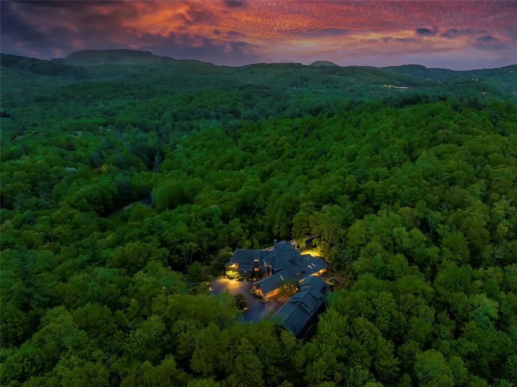 224 Knob Hill Highlands NC 28741