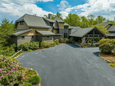 224 Knob Hill Highlands NC 28741