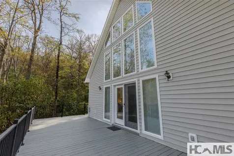 176 Long Pond Lane Cashiers NC 28717