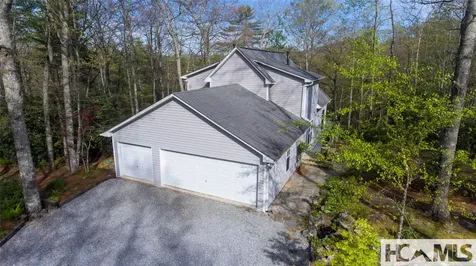 176 Long Pond Lane Cashiers NC 28717
